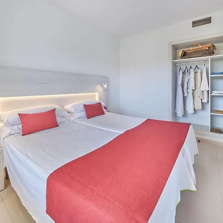 Hotel Illot Suites-3